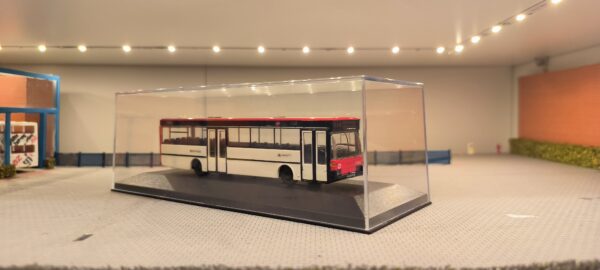 Vitrina para autobús estándard